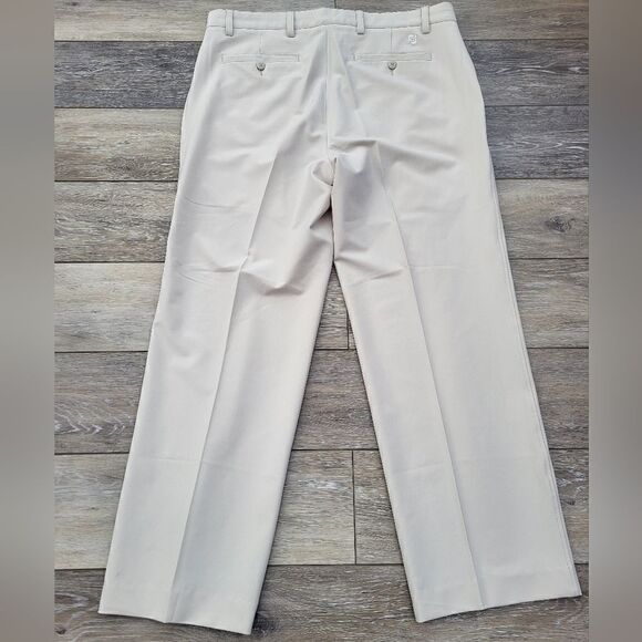 FJ Footjoy Golf pants men's size 36 cream colored - Picture 2 of 10